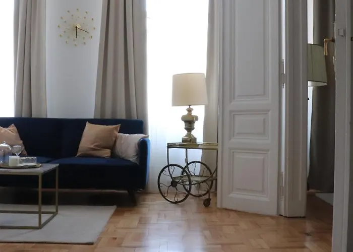 Deluxe Apt With 2 Bedrooms And Ac