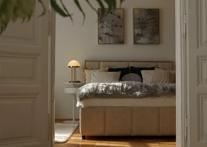 Deluxe Apt With 2 Bedrooms And Ac