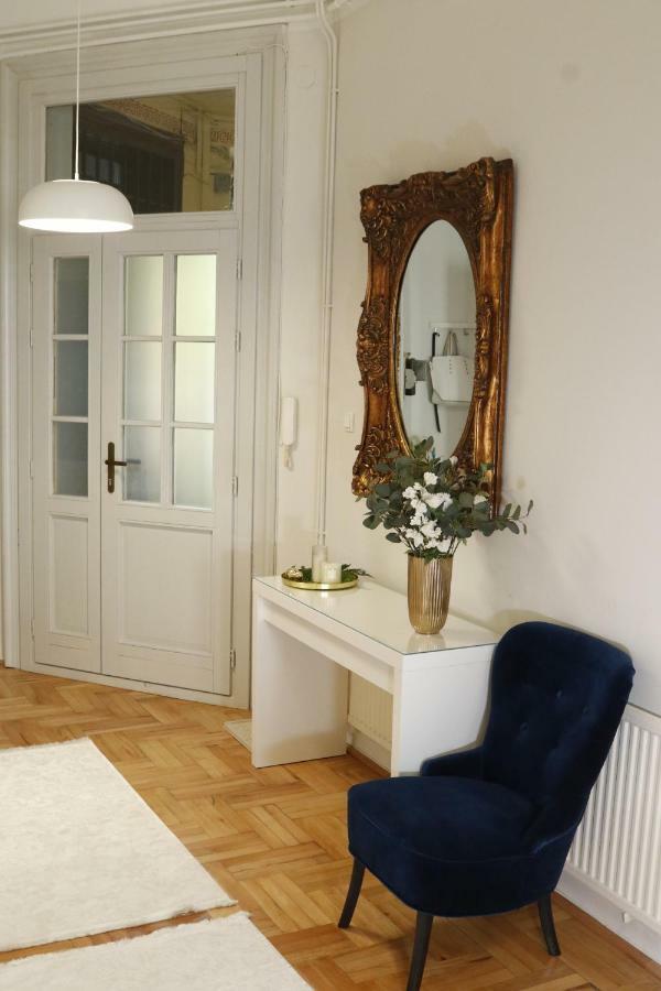 Apartmán Deluxe With 2 Bedrooms And Ac