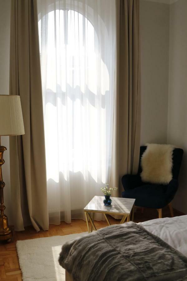 Deluxe With 2 Bedrooms And Ac Apartmán